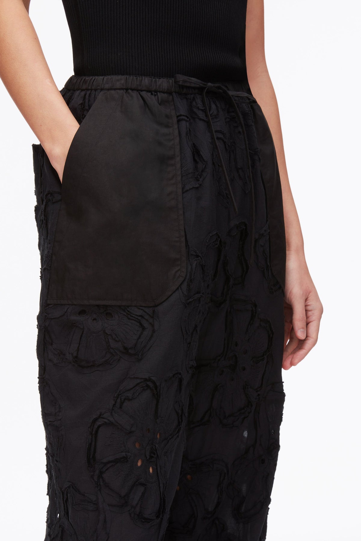 Embroidered Straight Leg Pull On Pants - 3.1 Phillip Lim Quality